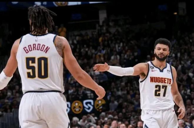 段窗口做出 段窗口做出