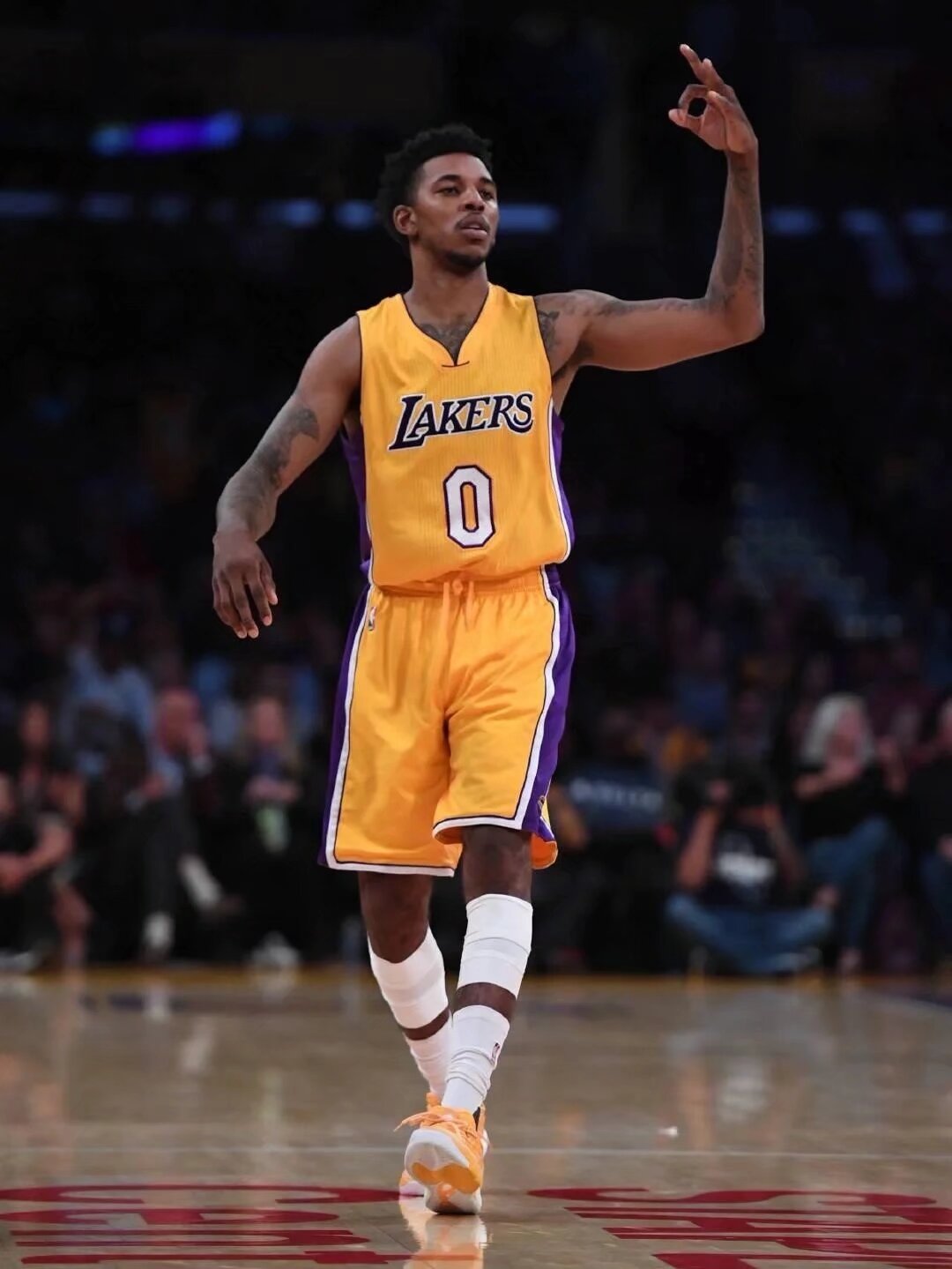 果背后的方 果背后的方