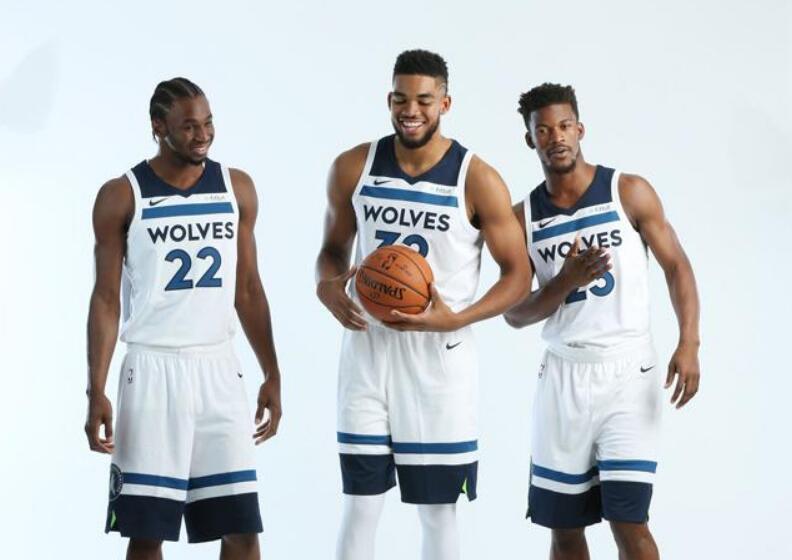 提前或滞后 提前或滞后